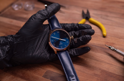 How to Maintain Your Wristwatch